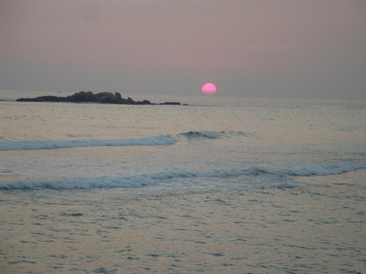 Galle Henna Beach House Unawatuna Kültér fotó